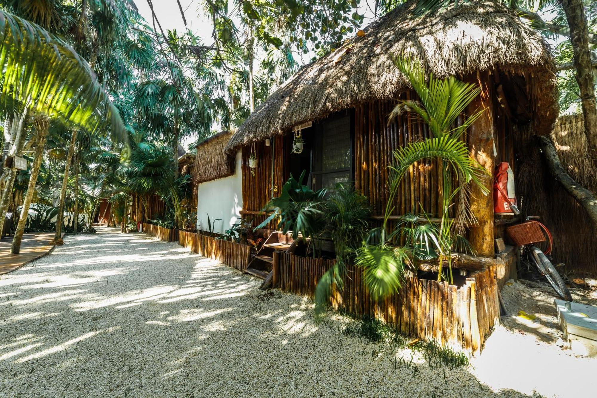Hotel Eco Banitas Tulum Extérieur photo